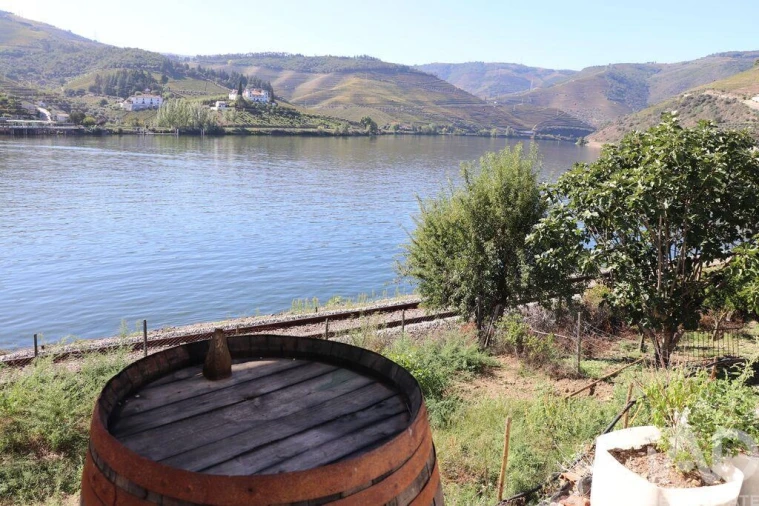 Moradia T6 para Venda em Galafura e Covelinhas Foto 28