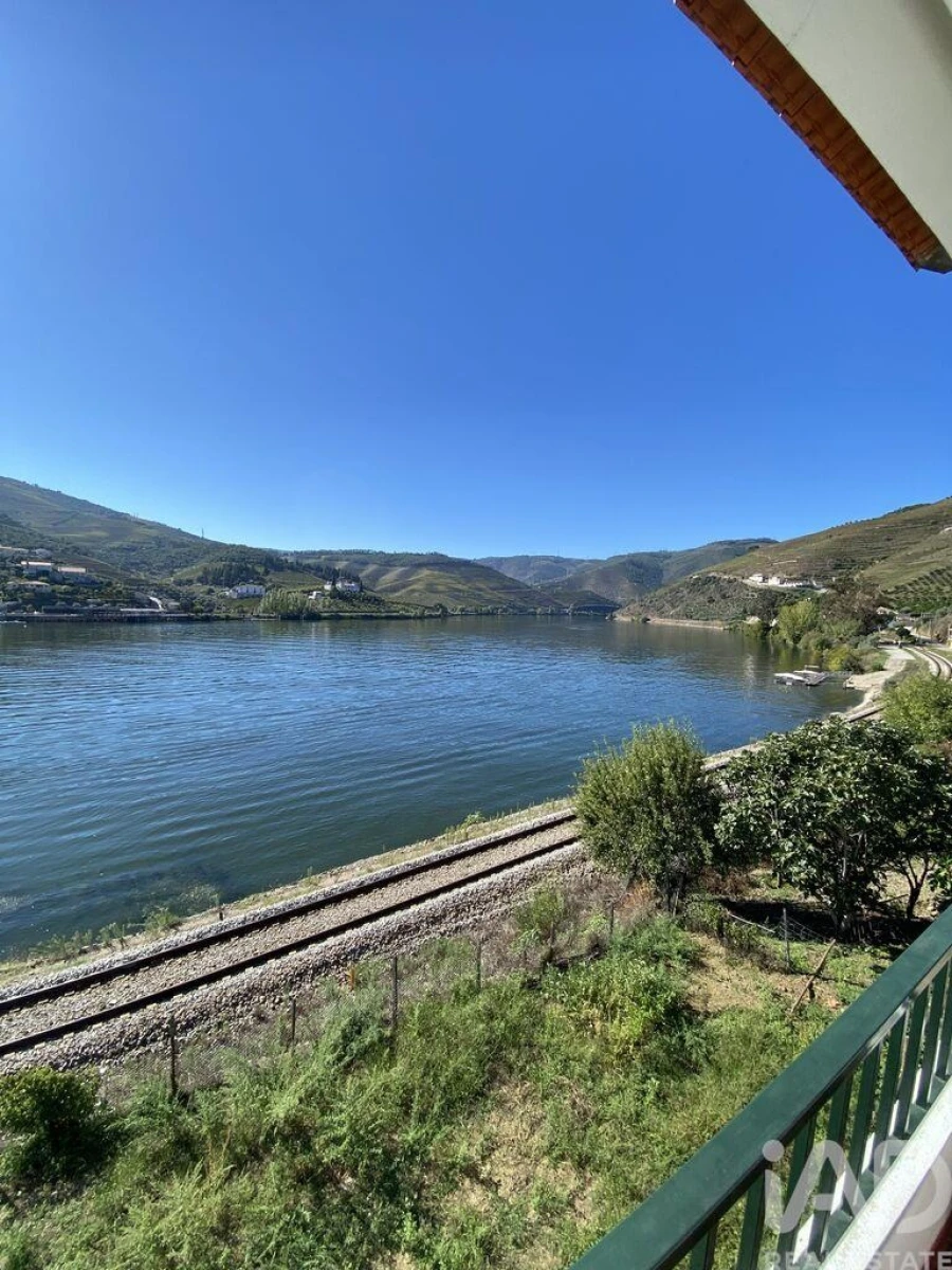 Moradia T6 para Venda em Galafura e Covelinhas Foto 27