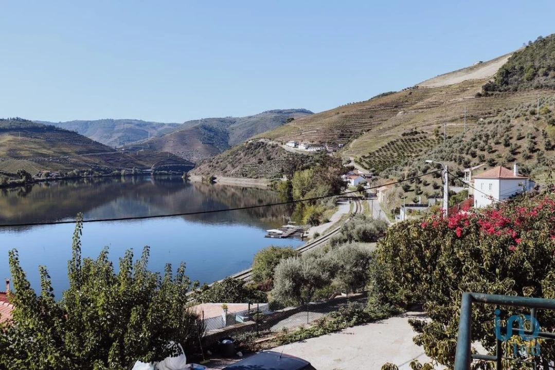 Moradia T6 para Venda em Galafura e Covelinhas Foto 3