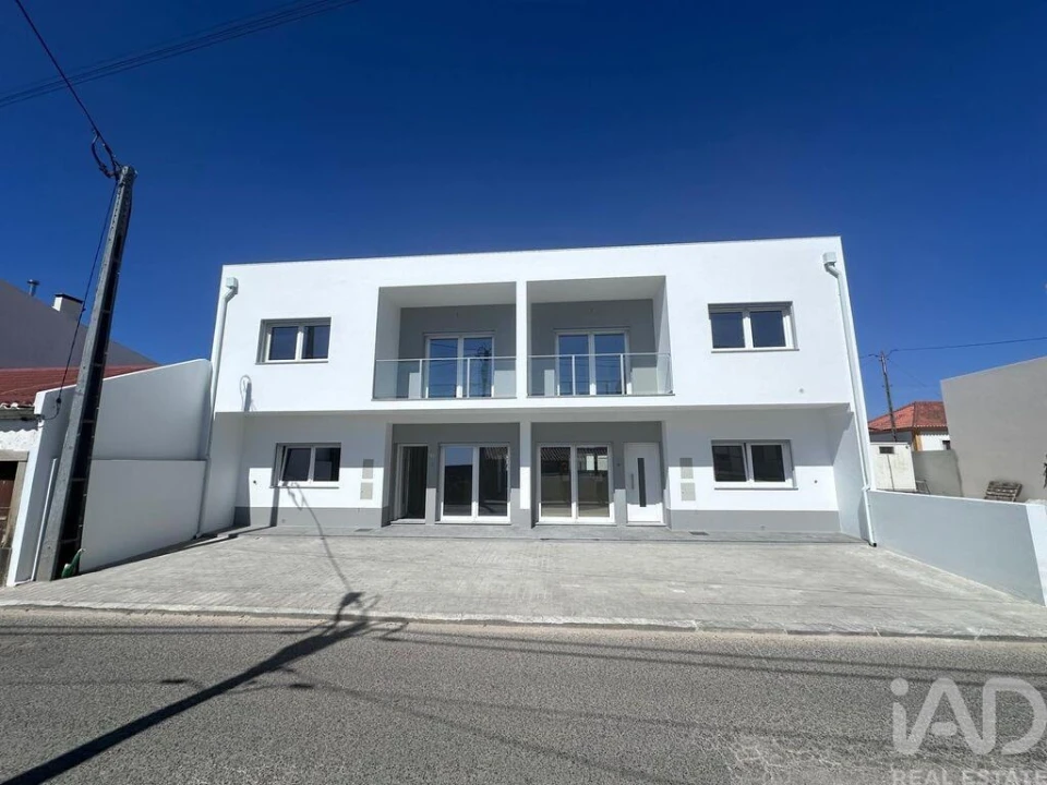 Moradia T4 para Venda em Lourinhã e Atalaia Foto 4