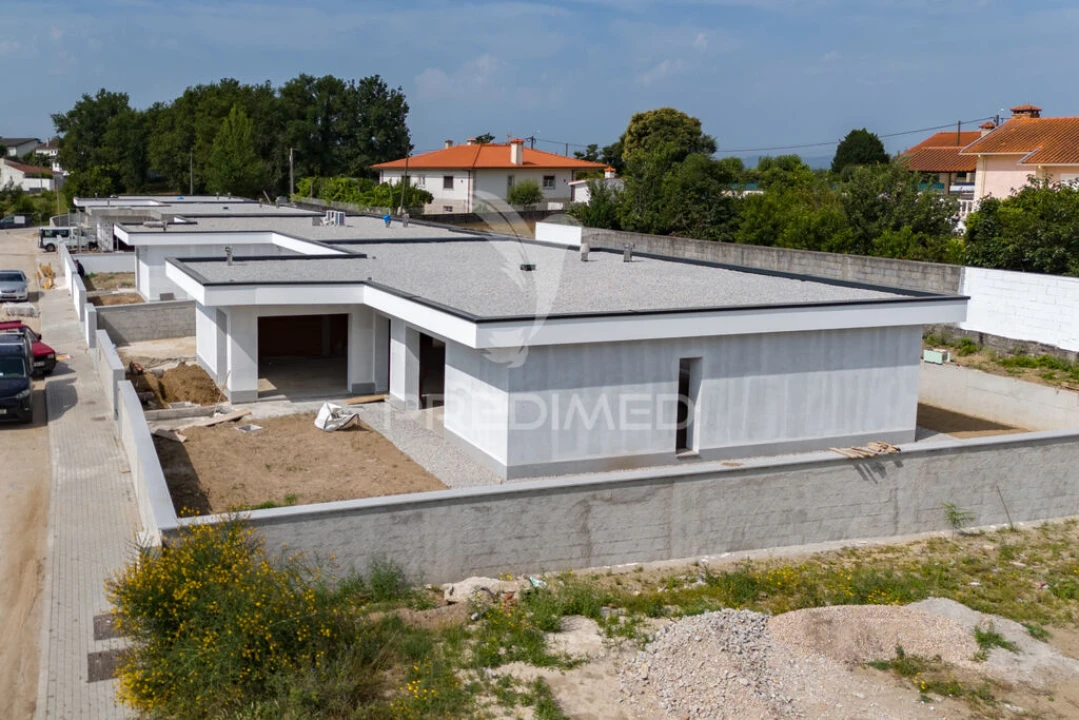 Moradia T3 para Venda em Ferreiros, Prozelo e Besteiros Foto 16