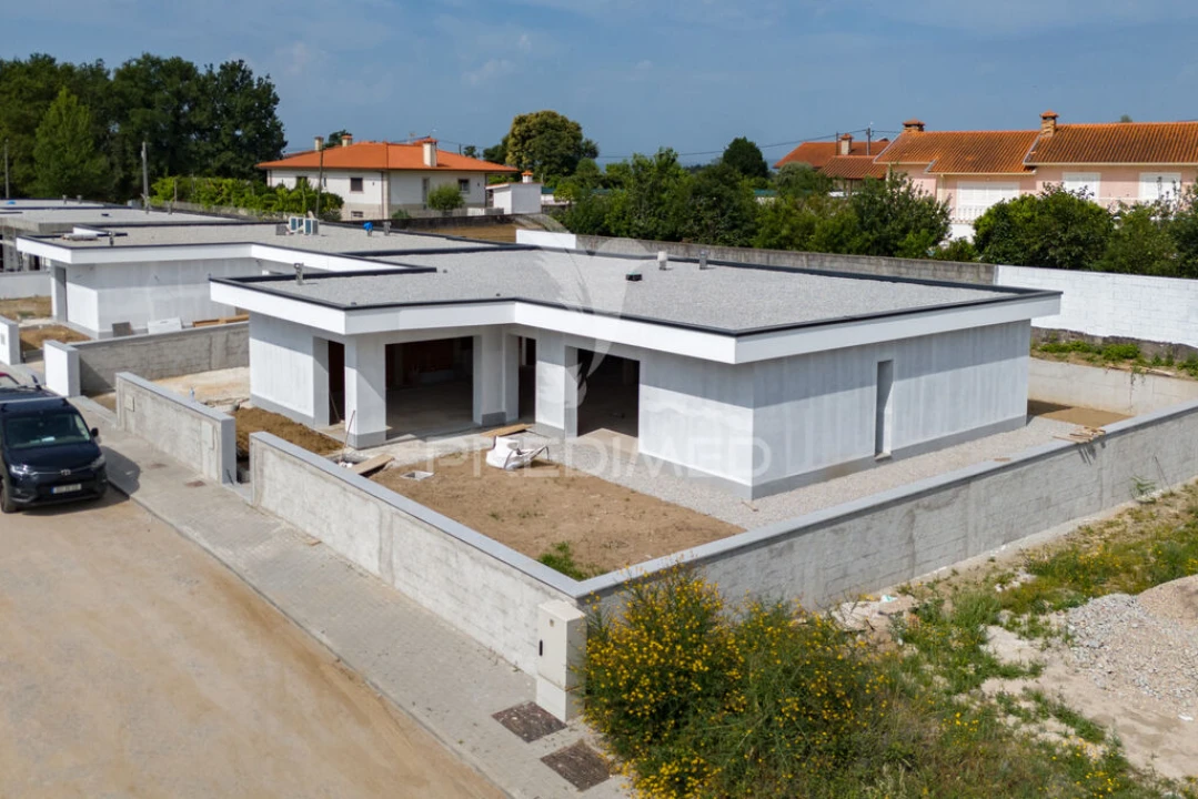 Moradia T3 para Venda em Ferreiros, Prozelo e Besteiros Foto 17