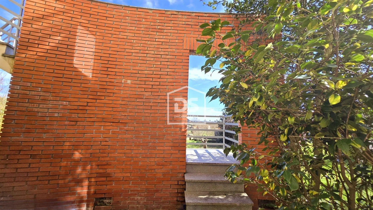 Moradia T3 para Venda em Guarda Foto 79