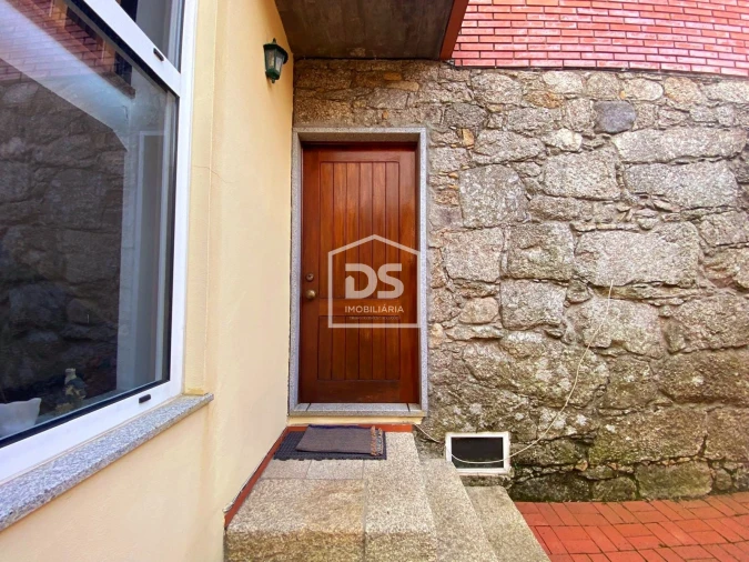 Moradia T3 para Venda em Guarda Foto 28