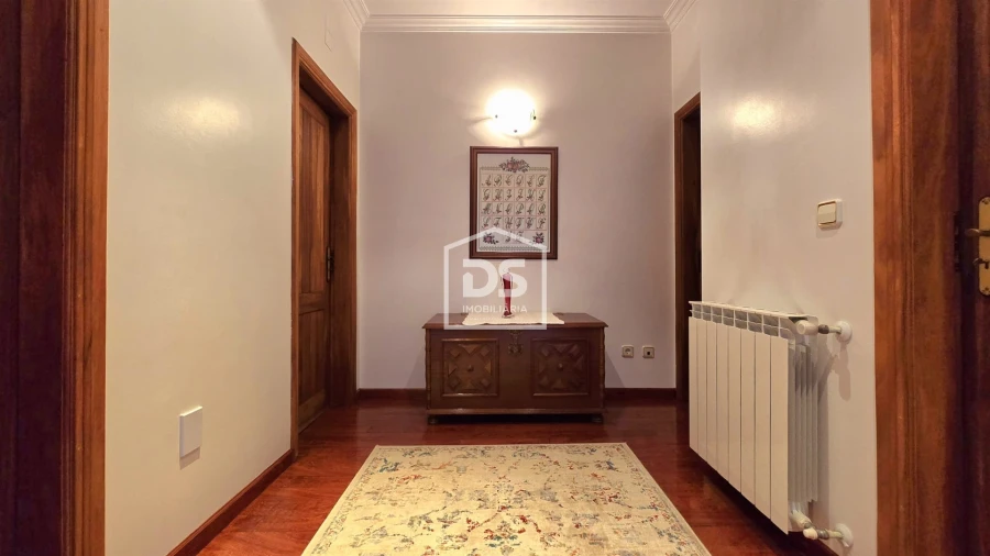 Moradia T3 para Venda em Guarda Foto 44