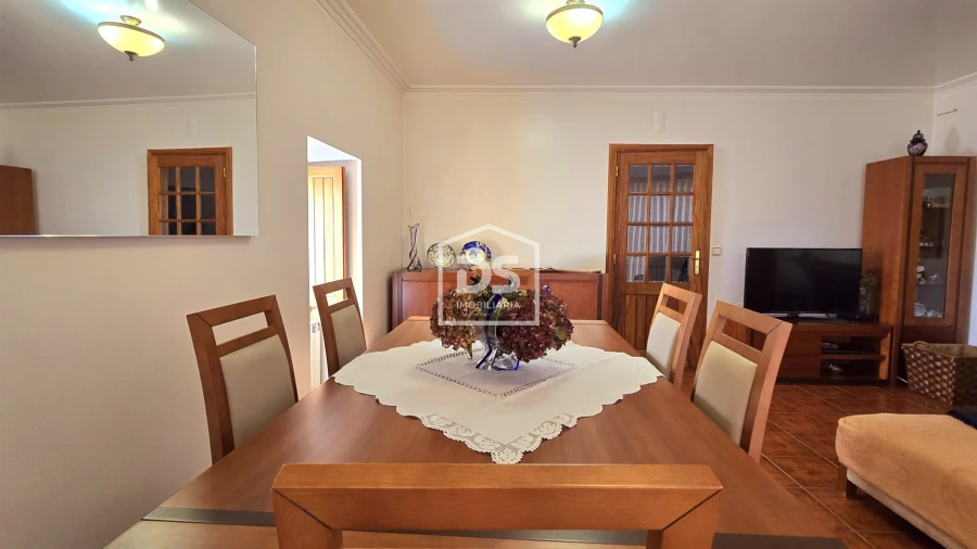 Moradia T3 para Venda em Guarda Foto 61