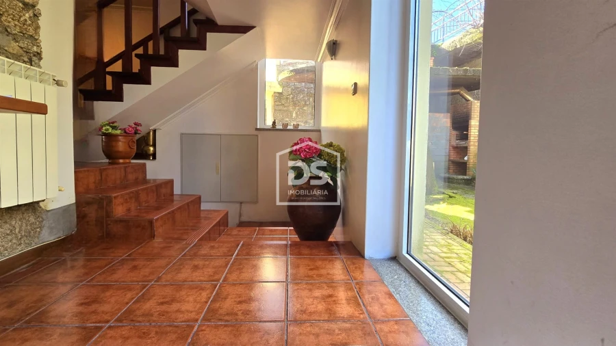 Moradia T3 para Venda em Guarda Foto 55