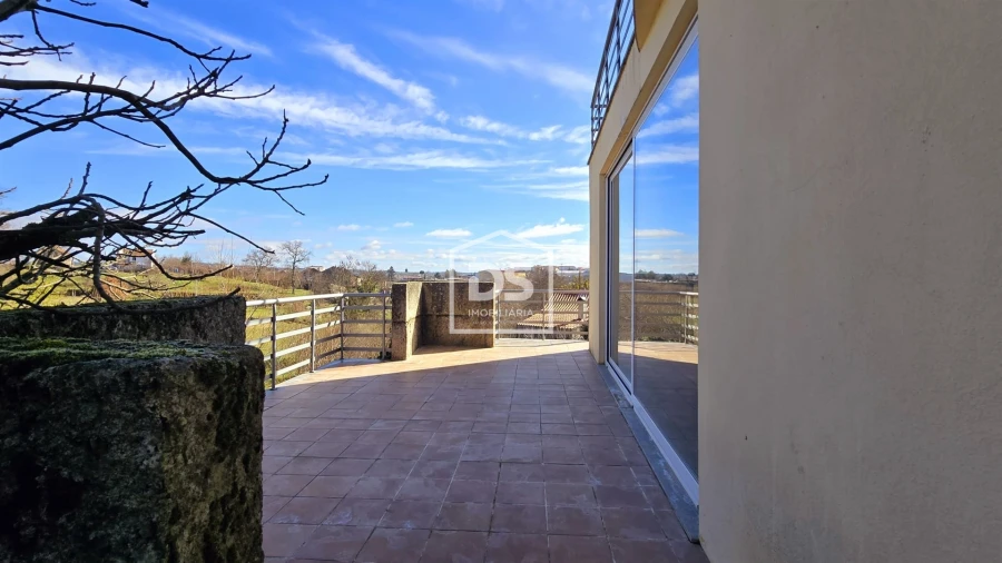 Moradia T3 para Venda em Guarda Foto 57