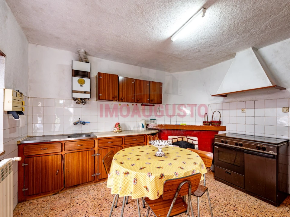 Moradia T4 para Venda em Gouveia (São Pedro e São Julião) Foto 5