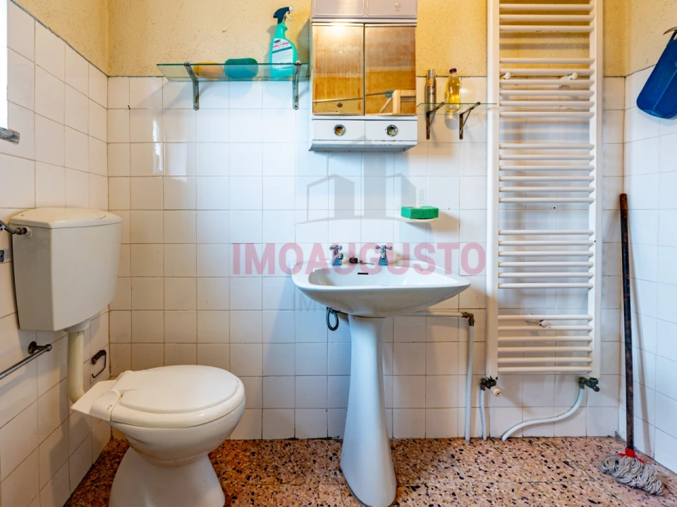 Moradia T4 para Venda em Gouveia (São Pedro e São Julião) Foto 21