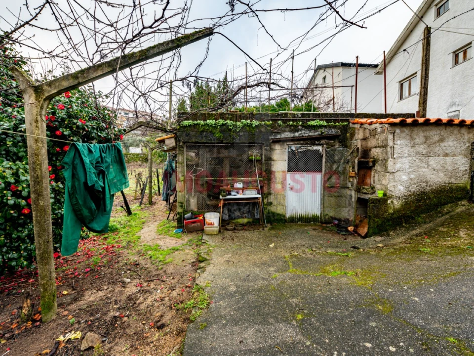 Moradia T4 para Venda em Gouveia (São Pedro e São Julião) Foto 44