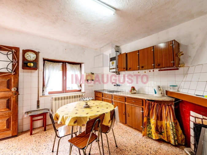 Moradia T4 para Venda em Gouveia (São Pedro e São Julião) Foto 4