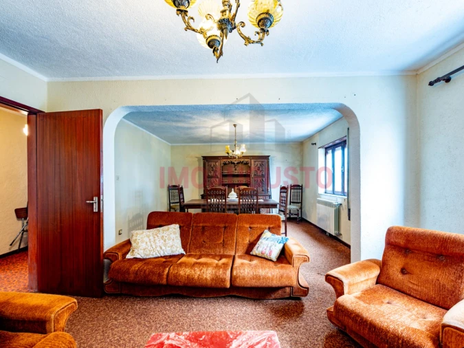 Moradia T4 para Venda em Gouveia (São Pedro e São Julião) Foto 11