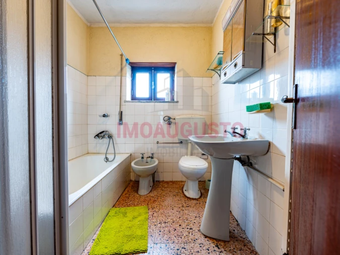 Moradia T4 para Venda em Gouveia (São Pedro e São Julião) Foto 19