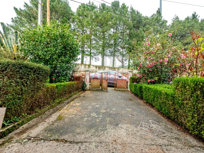 Moradia T4 para Venda em Gouveia (São Pedro e São Julião) Foto 28