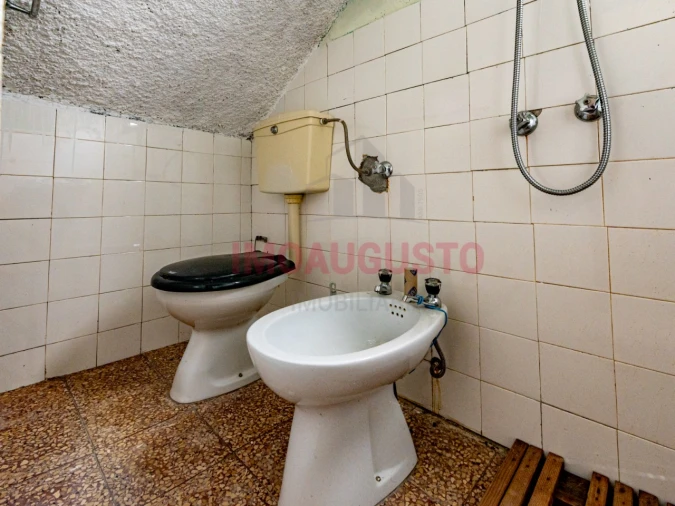 Moradia T4 para Venda em Gouveia (São Pedro e São Julião) Foto 32