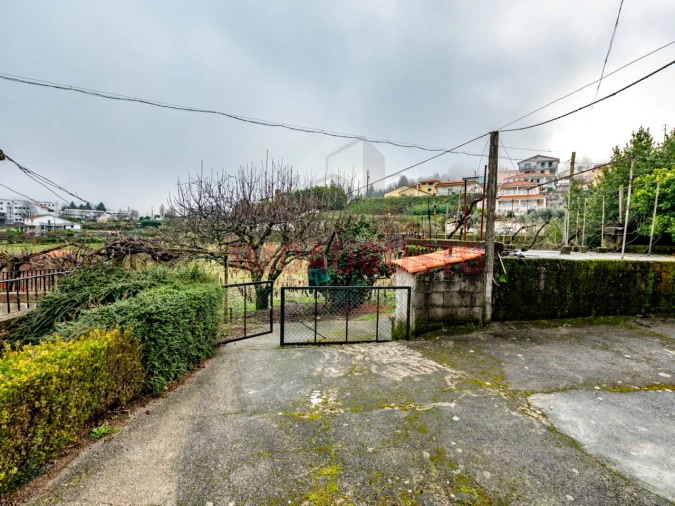 Moradia T4 para Venda em Gouveia (São Pedro e São Julião) Foto 40