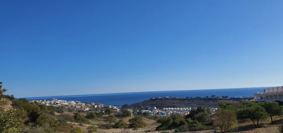 Terreno para Venda em Albufeira e Olhos de Água