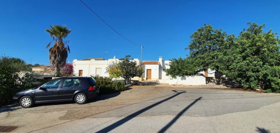 Terreno para Venda em Albufeira e Olhos de Água