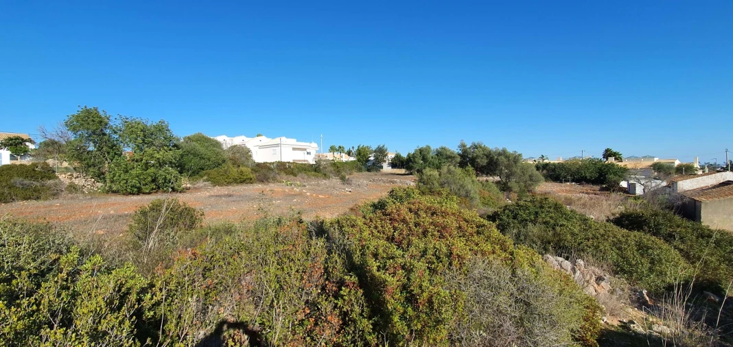 Terreno para Venda em Albufeira e Olhos de Água Foto 8