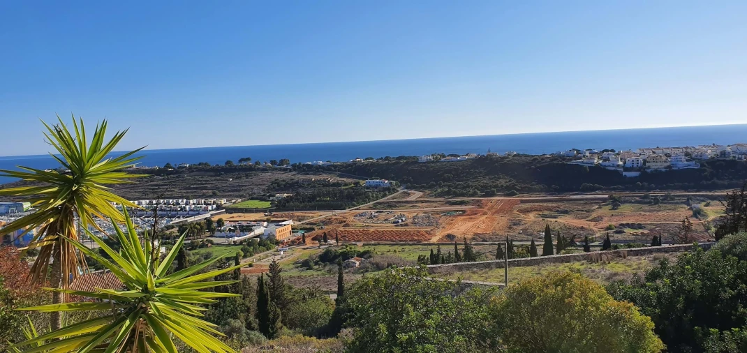 Terreno para Venda em Albufeira e Olhos de Água Foto 2