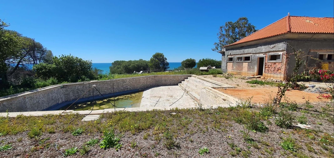 Moradia T6 para Venda em Albufeira e Olhos de Água Foto 7