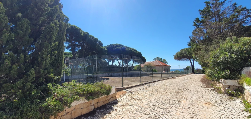 Moradia T6 para Venda em Albufeira e Olhos de Água Foto 4