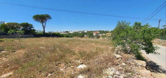 Terreno para Venda em Albufeira e Olhos de Água