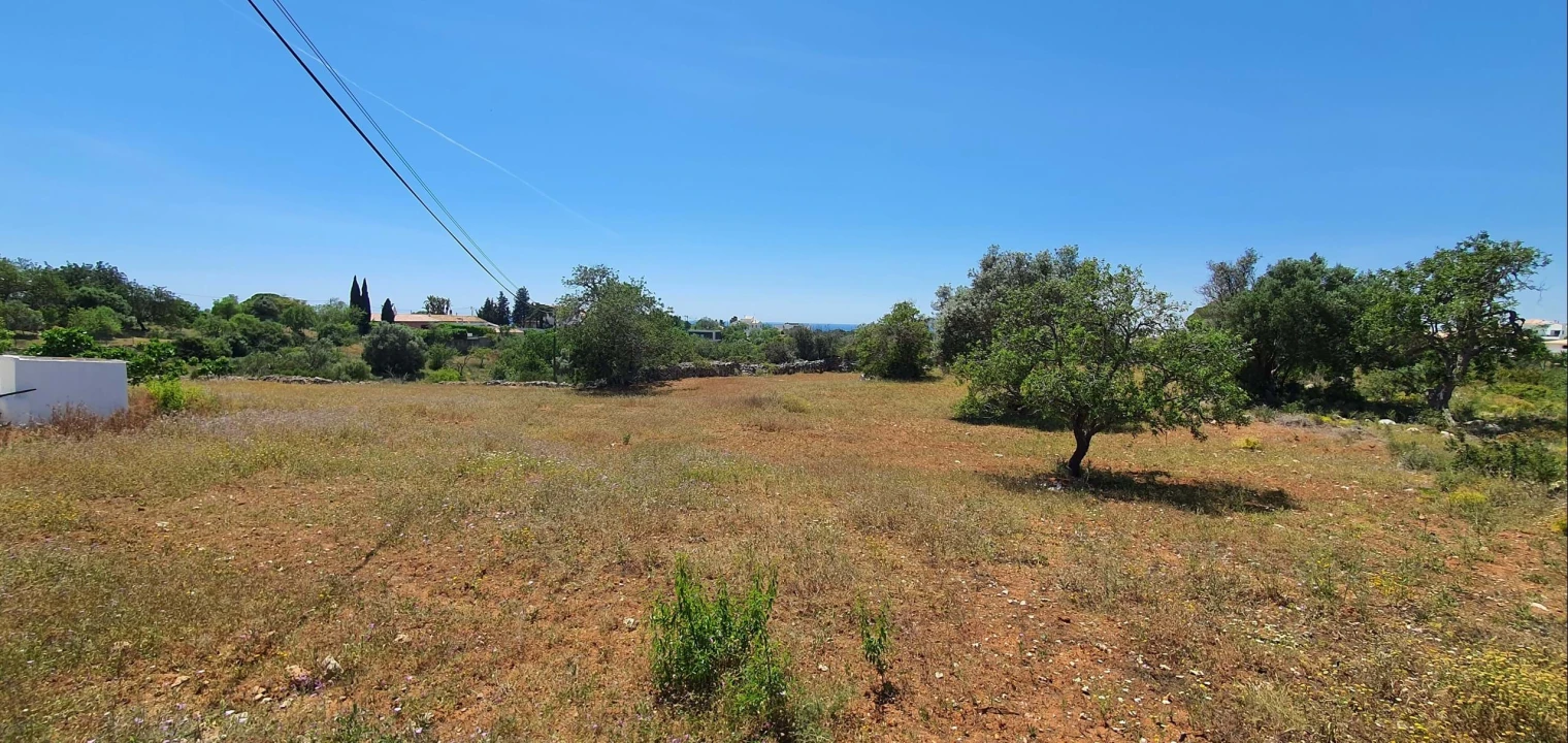 Terreno para Venda em Albufeira e Olhos de Água Foto 16
