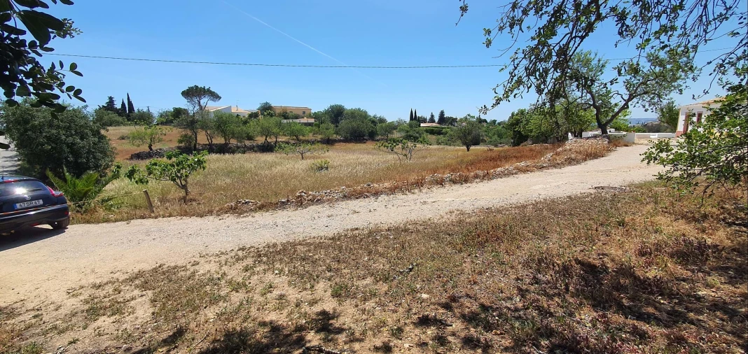 Terreno para Venda em Albufeira e Olhos de Água Foto 24