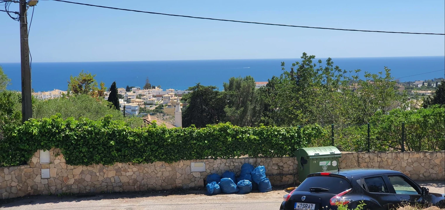Terreno para Venda em Albufeira e Olhos de Água Foto 1