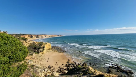 Terreno para Venda em Albufeira e Olhos de Água
