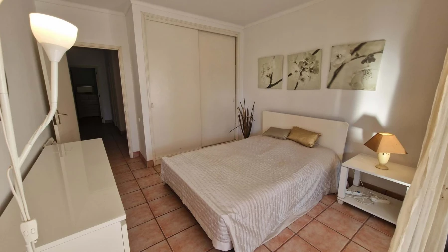 Apartamento T5 para Venda em Albufeira e Olhos de Água Foto 8
