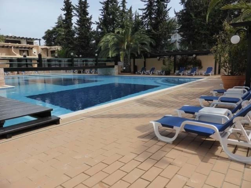 Apartamento T5 para Venda em Albufeira e Olhos de Água Foto 12