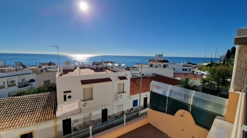 Moradia T4 para Venda em Albufeira e Olhos de Água