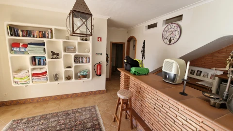 Moradia T4 para Venda em Albufeira e Olhos de Água