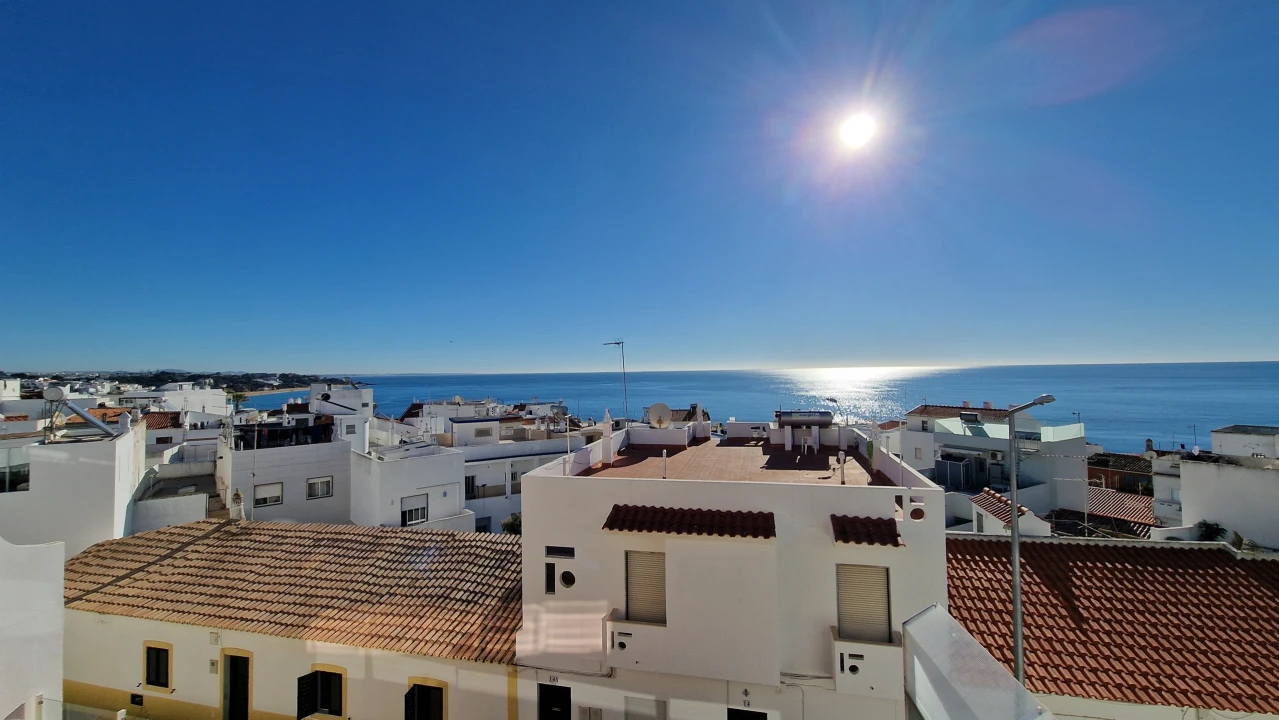Moradia T4 para Venda em Albufeira e Olhos de Água Foto 3