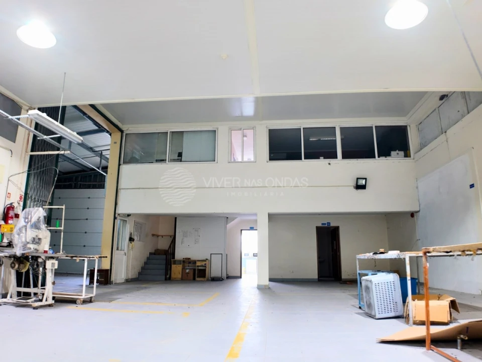 Armazém para Venda em Sande e São Lourenço Foto 2