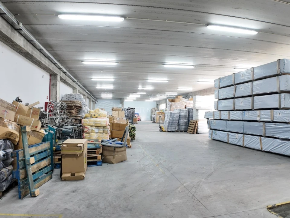 Armazém para Venda em Sande e São Lourenço Foto 8