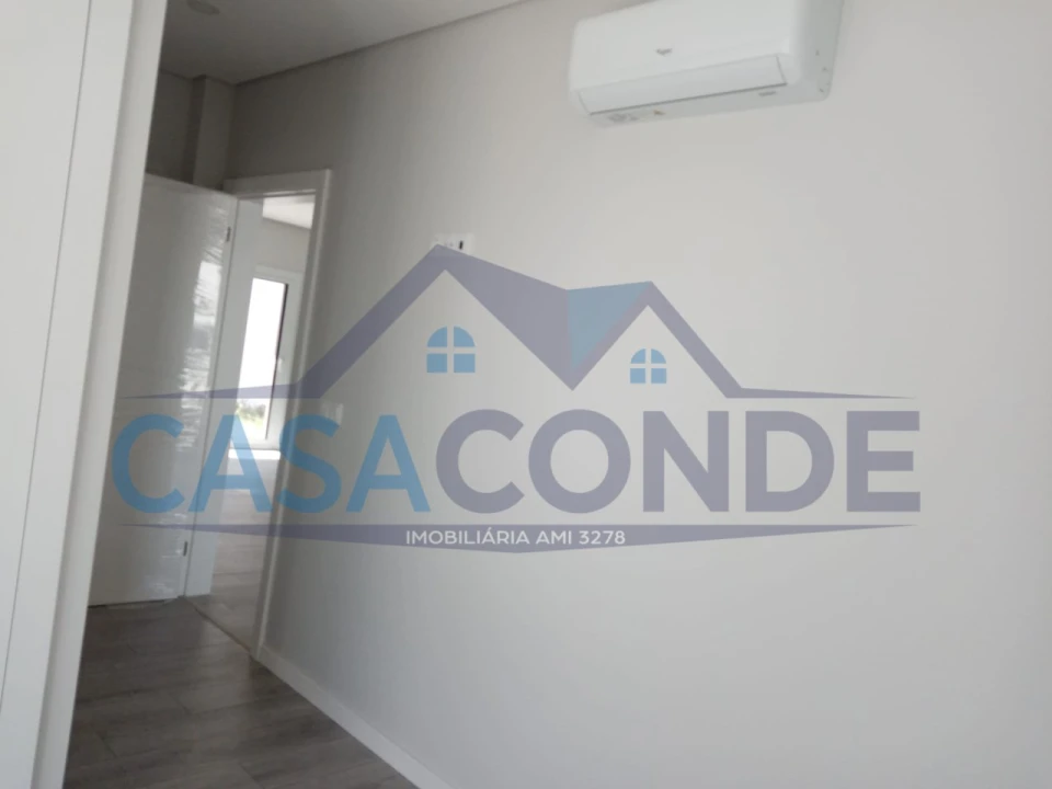 Moradia T4 para Venda em Seixal, Arrentela e Aldeia de Paio Pires Foto 7