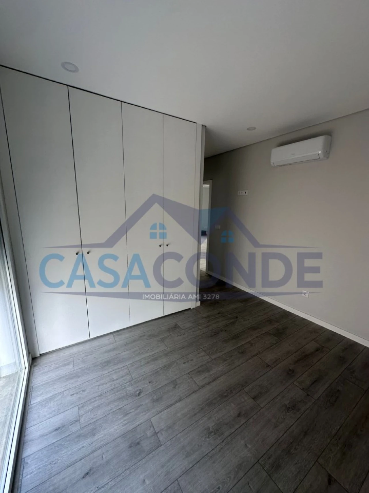 Moradia T4 para Venda em Seixal, Arrentela e Aldeia de Paio Pires Foto 16