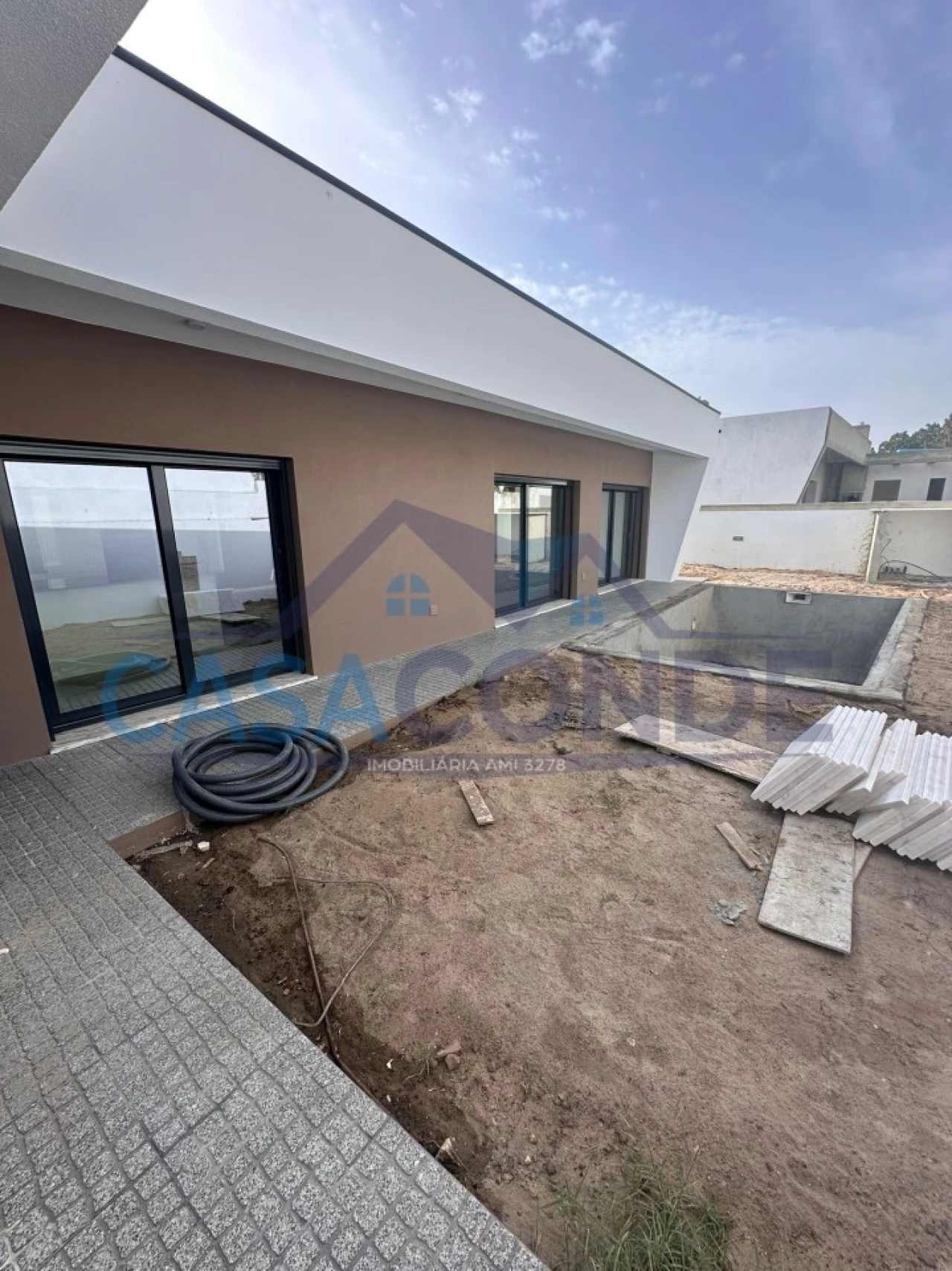 Moradia T4 para Venda em Seixal, Arrentela e Aldeia de Paio Pires Foto 26