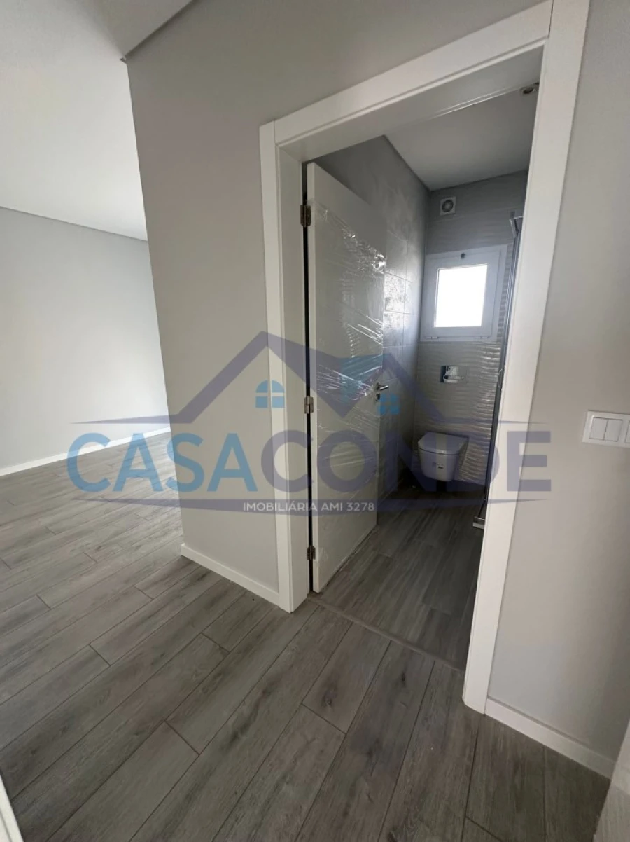 Moradia T4 para Venda em Seixal, Arrentela e Aldeia de Paio Pires Foto 19