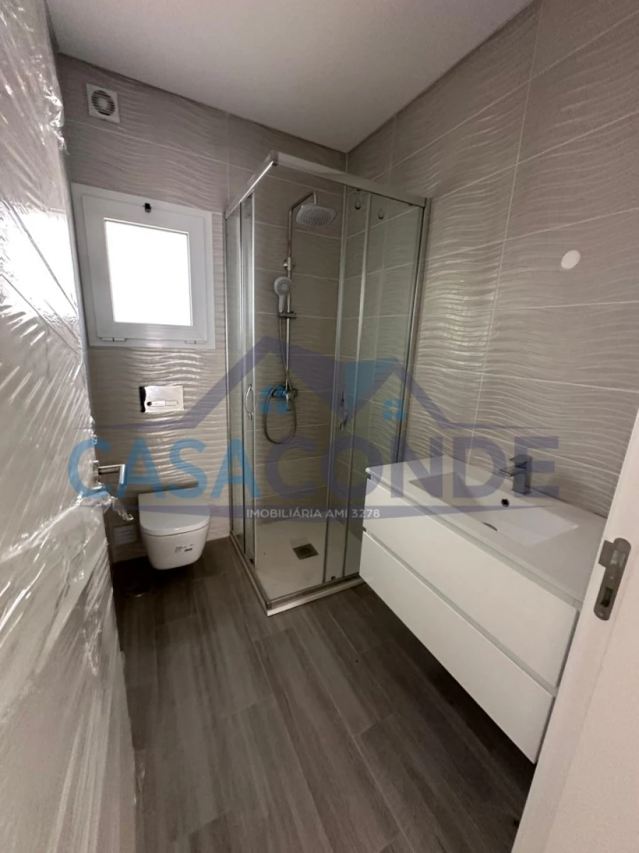 Moradia T4 para Venda em Seixal, Arrentela e Aldeia de Paio Pires Foto 21