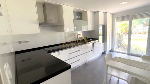 Apartamento T3 para Venda em Oeiras e São Julião da Barra, Paço de Arcos e Caxias