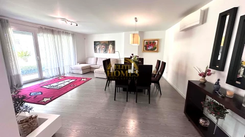 Apartamento T3 para Venda em Oeiras e São Julião da Barra, Paço de Arcos e Caxias