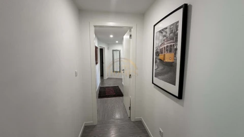 Apartamento T3 para Venda em Oeiras e São Julião da Barra, Paço de Arcos e Caxias