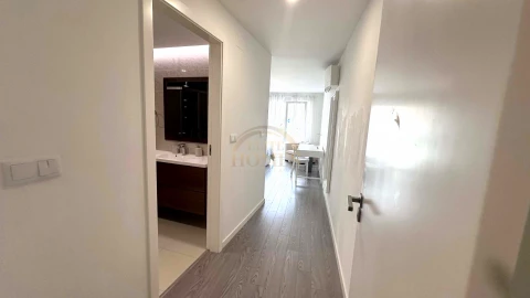 Apartamento T3 para Venda em Oeiras e São Julião da Barra, Paço de Arcos e Caxias