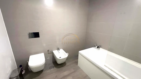 Apartamento T3 para Venda em Oeiras e São Julião da Barra, Paço de Arcos e Caxias