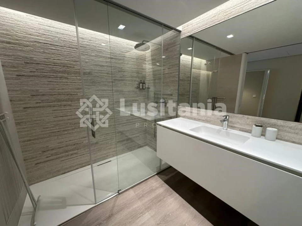 Apartamento T2 para Venda em Quarteira Foto 18